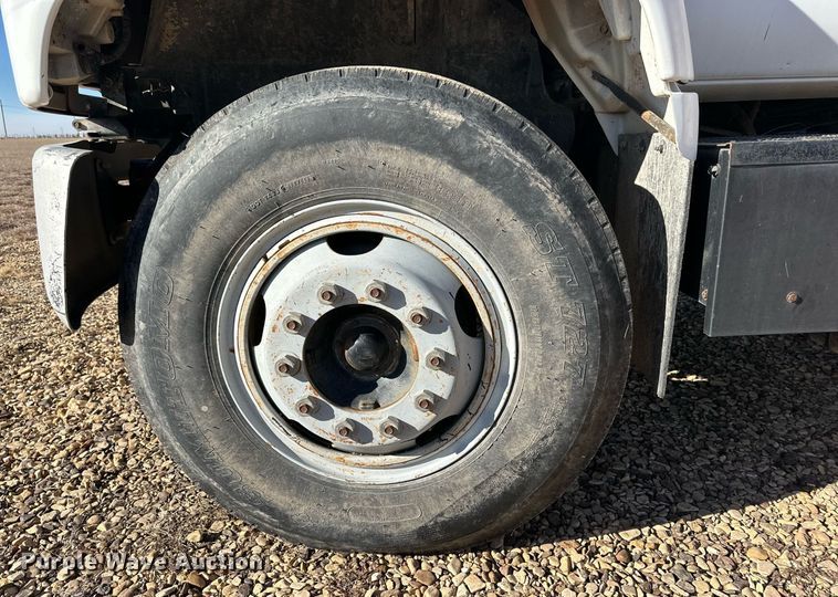 image for item DP6100 1991 Chevrolet Kodiak C6500 bucket truck