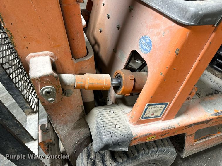 image for item DP6823 Toyota 42-4FG15 forklift