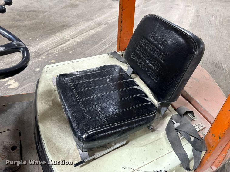 image for item DP6823 Toyota 42-4FG15 forklift