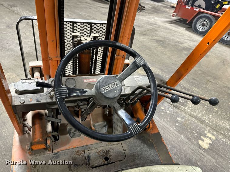 image for item DP6823 Toyota 42-4FG15 forklift