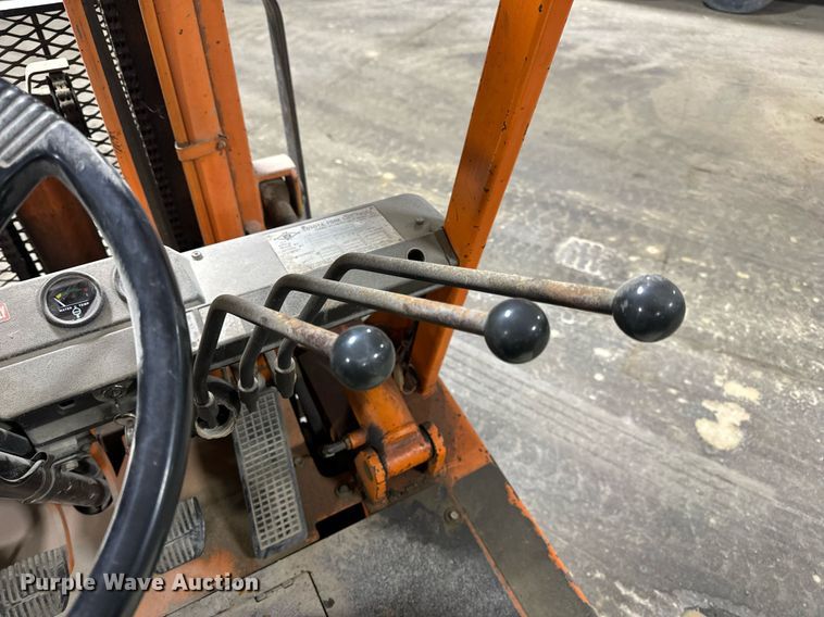 image for item DP6823 Toyota 42-4FG15 forklift