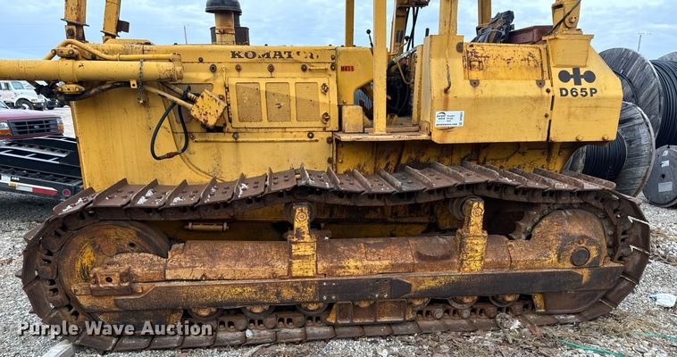 image for item DP6824 Komatsu D65P-8 dozer