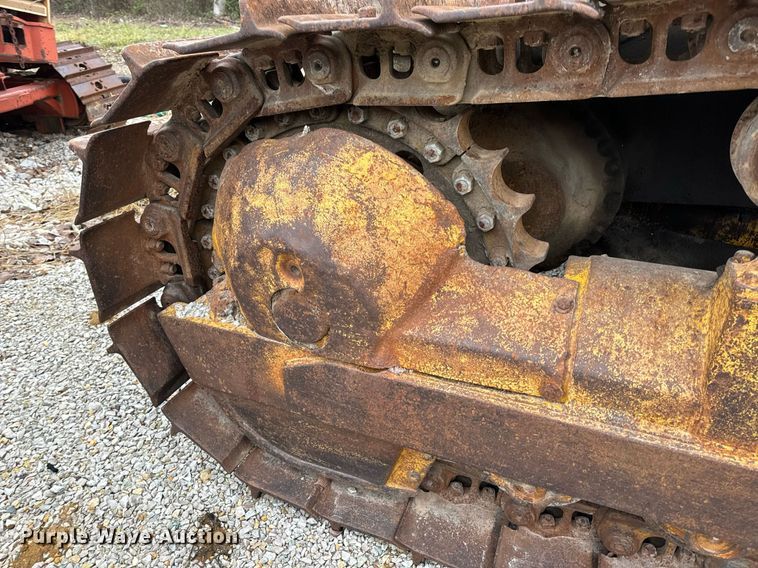 image for item DP6824 Komatsu D65P-8 dozer