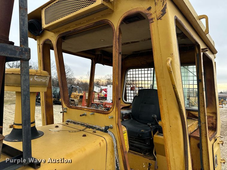 image for item DP6826 1982 Fiat-Allis 10-C dozer