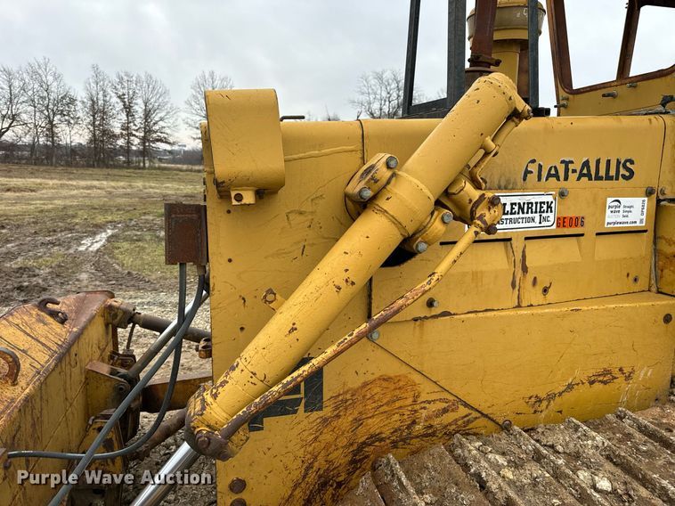 image for item DP6826 1982 Fiat-Allis 10-C dozer