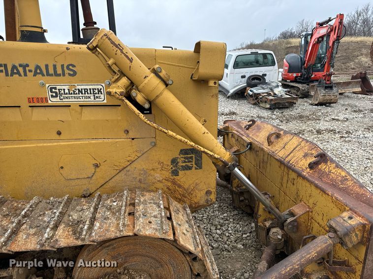 image for item DP6826 1982 Fiat-Allis 10-C dozer