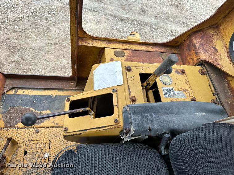 image for item DP6826 1982 Fiat-Allis 10-C dozer