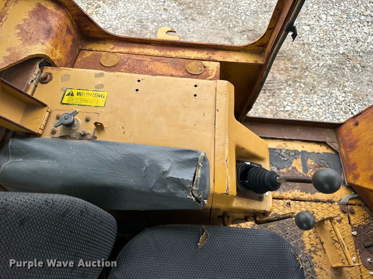 image for item DP6826 1982 Fiat-Allis 10-C dozer