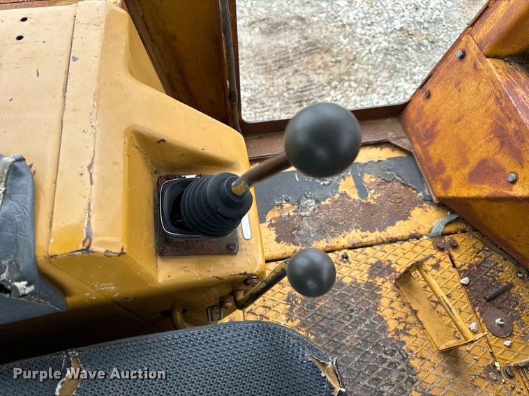 image for item DP6826 1982 Fiat-Allis 10-C dozer