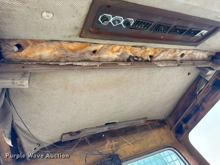 image for item DP6826 1982 Fiat-Allis 10-C dozer