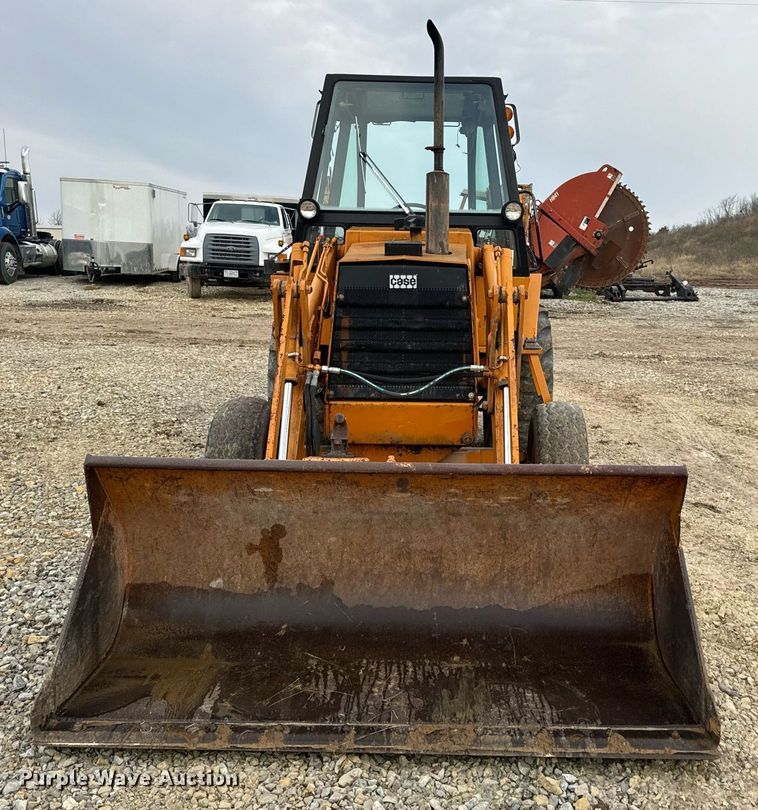 image for item DP6827 1978 Case 580C backhoe