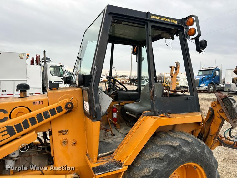 image for item DP6827 1978 Case 580C backhoe
