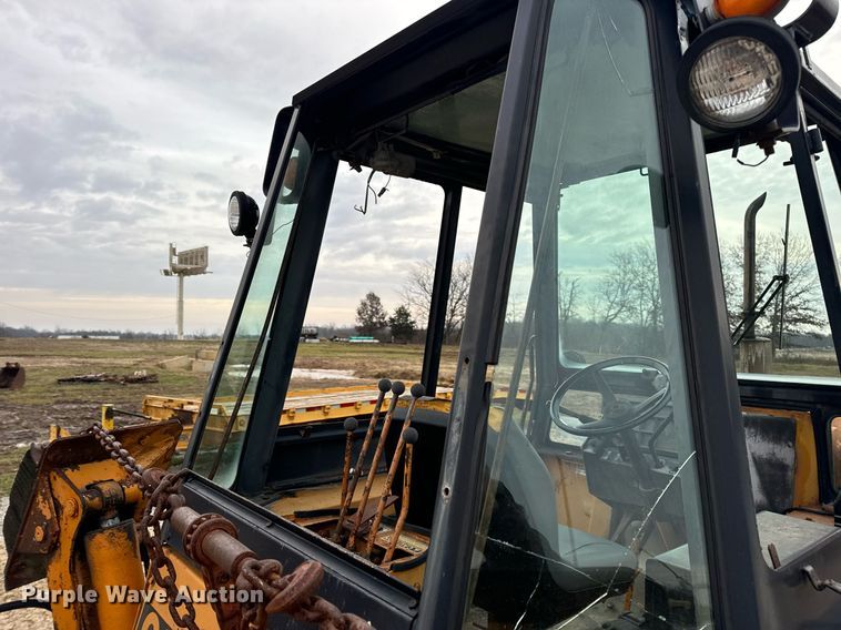 image for item DP6827 1978 Case 580C backhoe