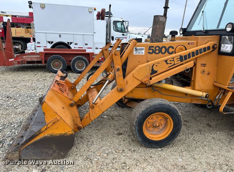 image for item DP6827 1978 Case 580C backhoe