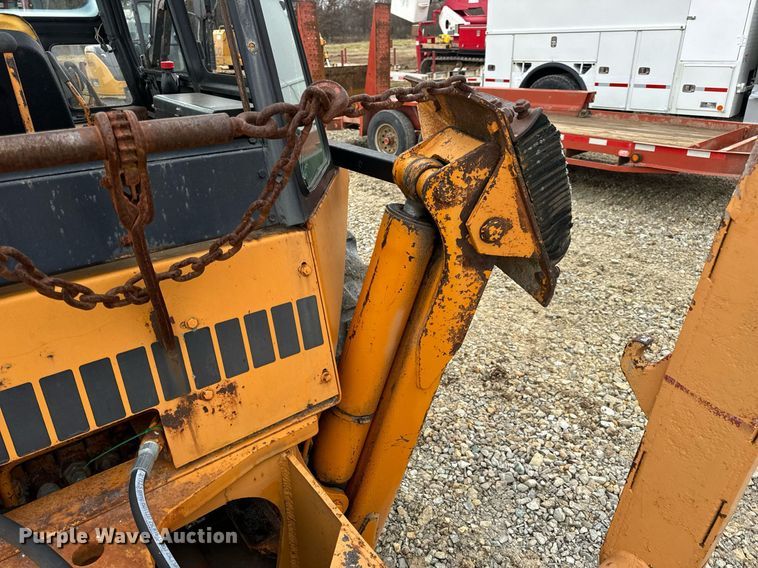 image for item DP6827 1978 Case 580C backhoe