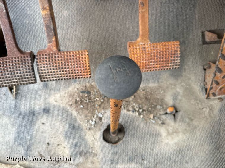 image for item DP6827 1978 Case 580C backhoe