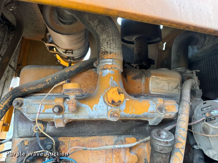 image for item DP6827 1978 Case 580C backhoe