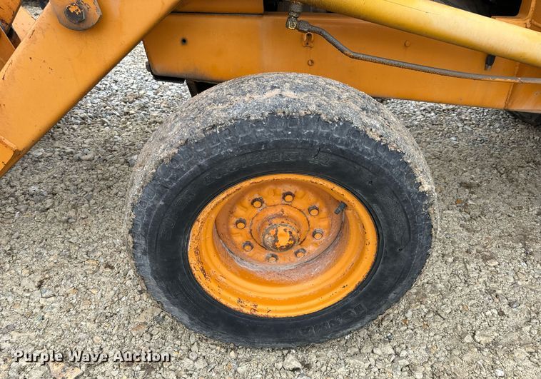 image for item DP6827 1978 Case 580C backhoe