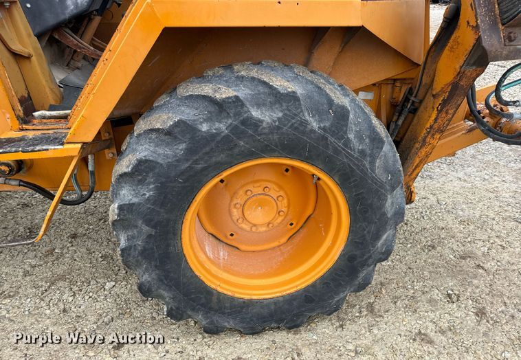 image for item DP6827 1978 Case 580C backhoe