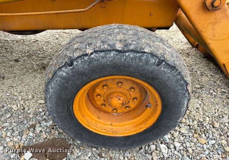 image for item DP6827 1978 Case 580C backhoe