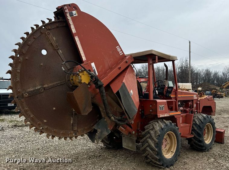 image for item DP6828 2000 Ditch Witch 8020T rock saw
