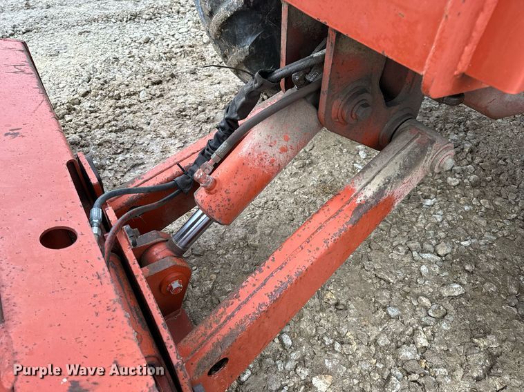 image for item DP6828 2000 Ditch Witch 8020T rock saw