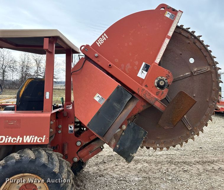 image for item DP6828 2000 Ditch Witch 8020T rock saw