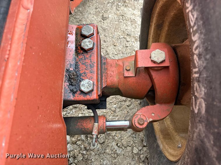 image for item DP6828 2000 Ditch Witch 8020T rock saw