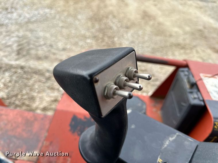 image for item DP6828 2000 Ditch Witch 8020T rock saw