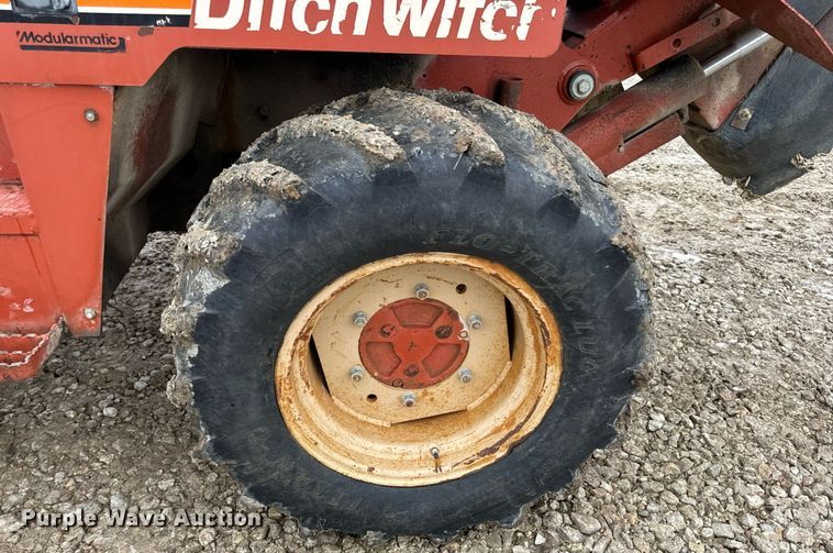 image for item DP6828 2000 Ditch Witch 8020T rock saw