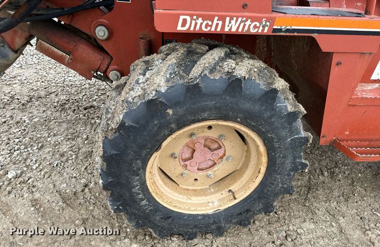 image for item DP6828 2000 Ditch Witch 8020T rock saw