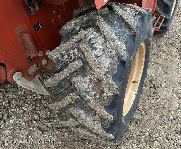 image for item DP6828 2000 Ditch Witch 8020T rock saw