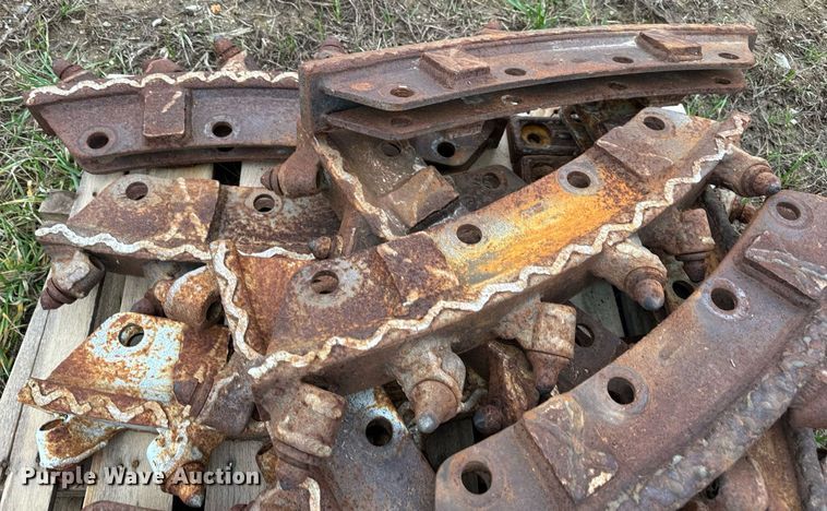 image for item DP6828 2000 Ditch Witch 8020T rock saw