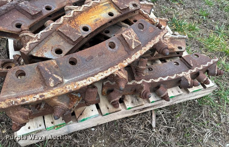 image for item DP6828 2000 Ditch Witch 8020T rock saw