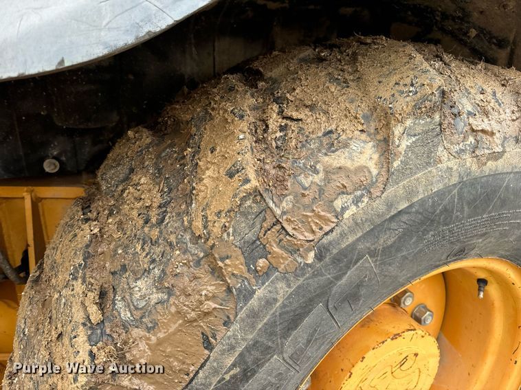 image for item DP6829 1996 Case 580 Super L backhoe