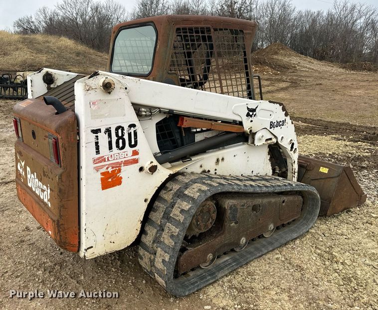 image for item DP6830 2005 Bobcat  T180  tracked skid steer loader