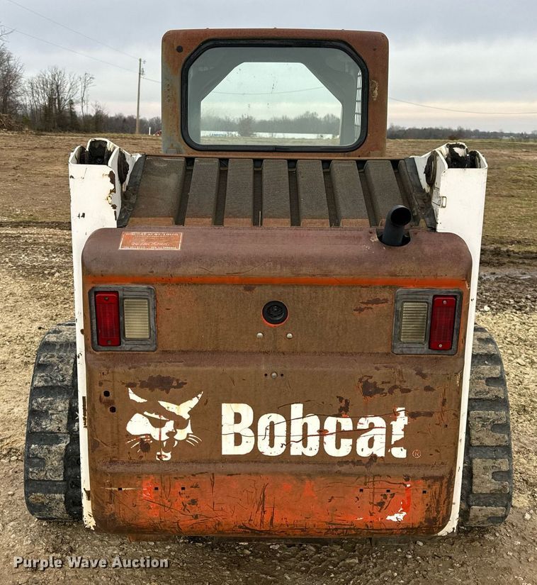 image for item DP6830 2005 Bobcat  T180  tracked skid steer loader