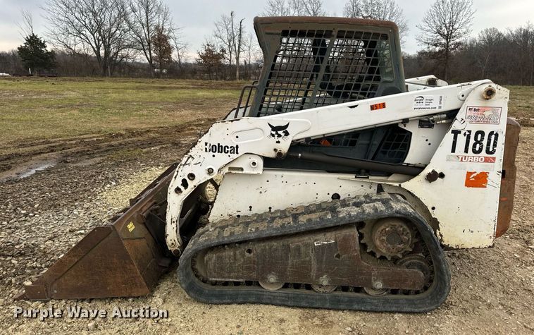 image for item DP6830 2005 Bobcat  T180  tracked skid steer loader