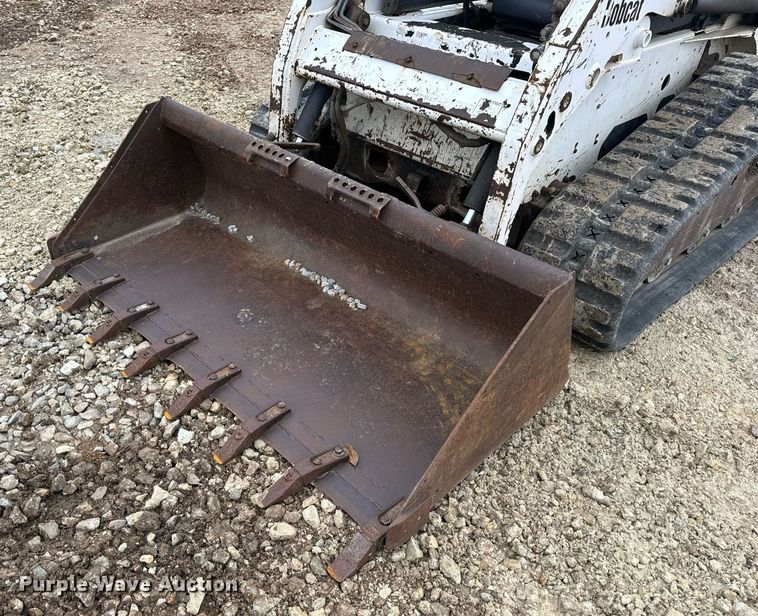 image for item DP6830 2005 Bobcat  T180  tracked skid steer loader