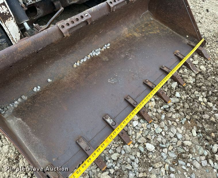 image for item DP6830 2005 Bobcat  T180  tracked skid steer loader