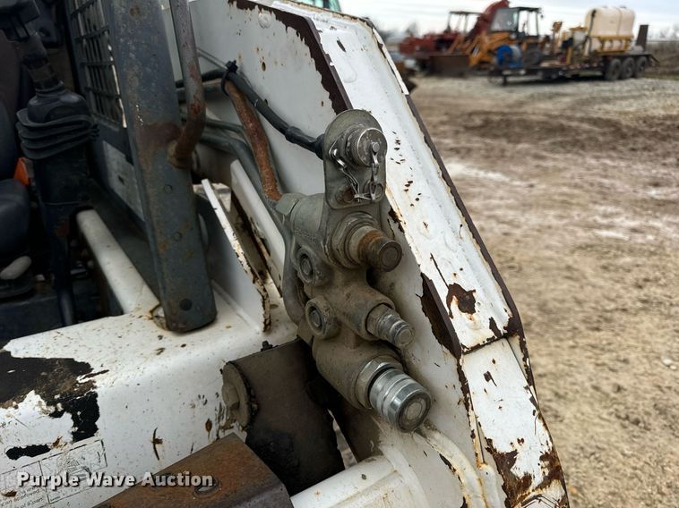 image for item DP6830 2005 Bobcat  T180  tracked skid steer loader