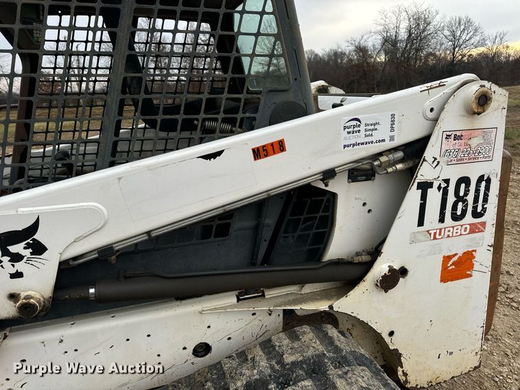 image for item DP6830 2005 Bobcat  T180  tracked skid steer loader