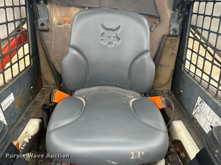 image for item DP6830 2005 Bobcat  T180  tracked skid steer loader