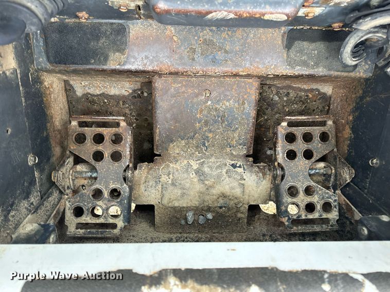 image for item DP6830 2005 Bobcat  T180  tracked skid steer loader