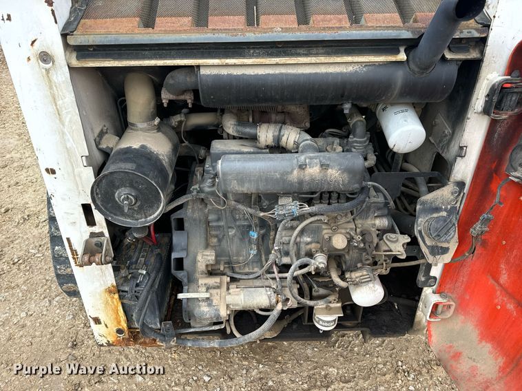 image for item DP6830 2005 Bobcat  T180  tracked skid steer loader