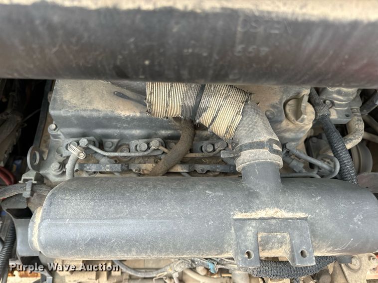 image for item DP6830 2005 Bobcat  T180  tracked skid steer loader