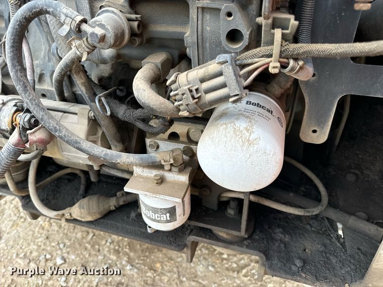 image for item DP6830 2005 Bobcat  T180  tracked skid steer loader