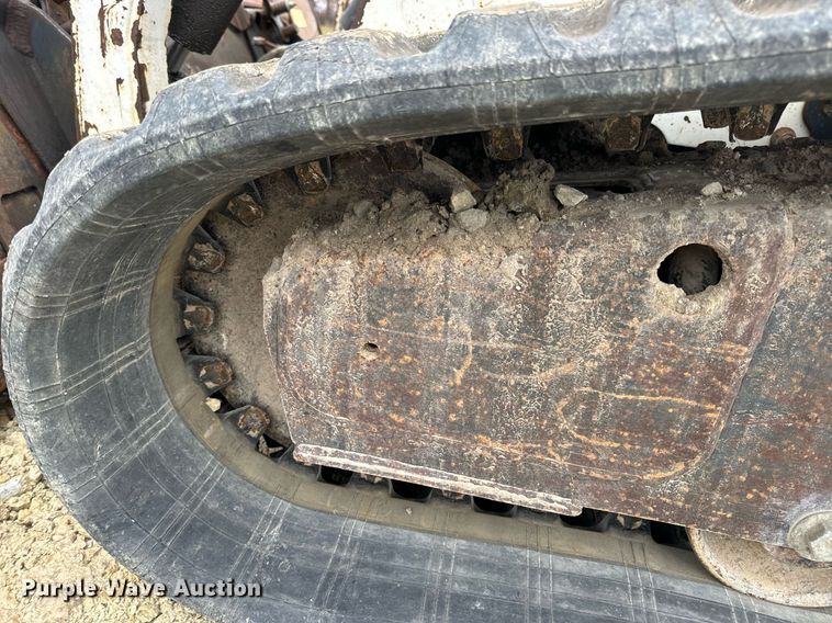 image for item DP6830 2005 Bobcat  T180  tracked skid steer loader
