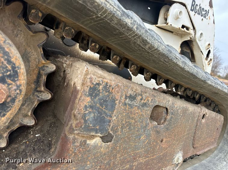 image for item DP6830 2005 Bobcat  T180  tracked skid steer loader