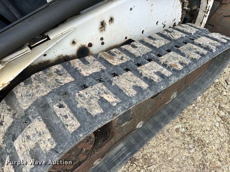 image for item DP6830 2005 Bobcat  T180  tracked skid steer loader